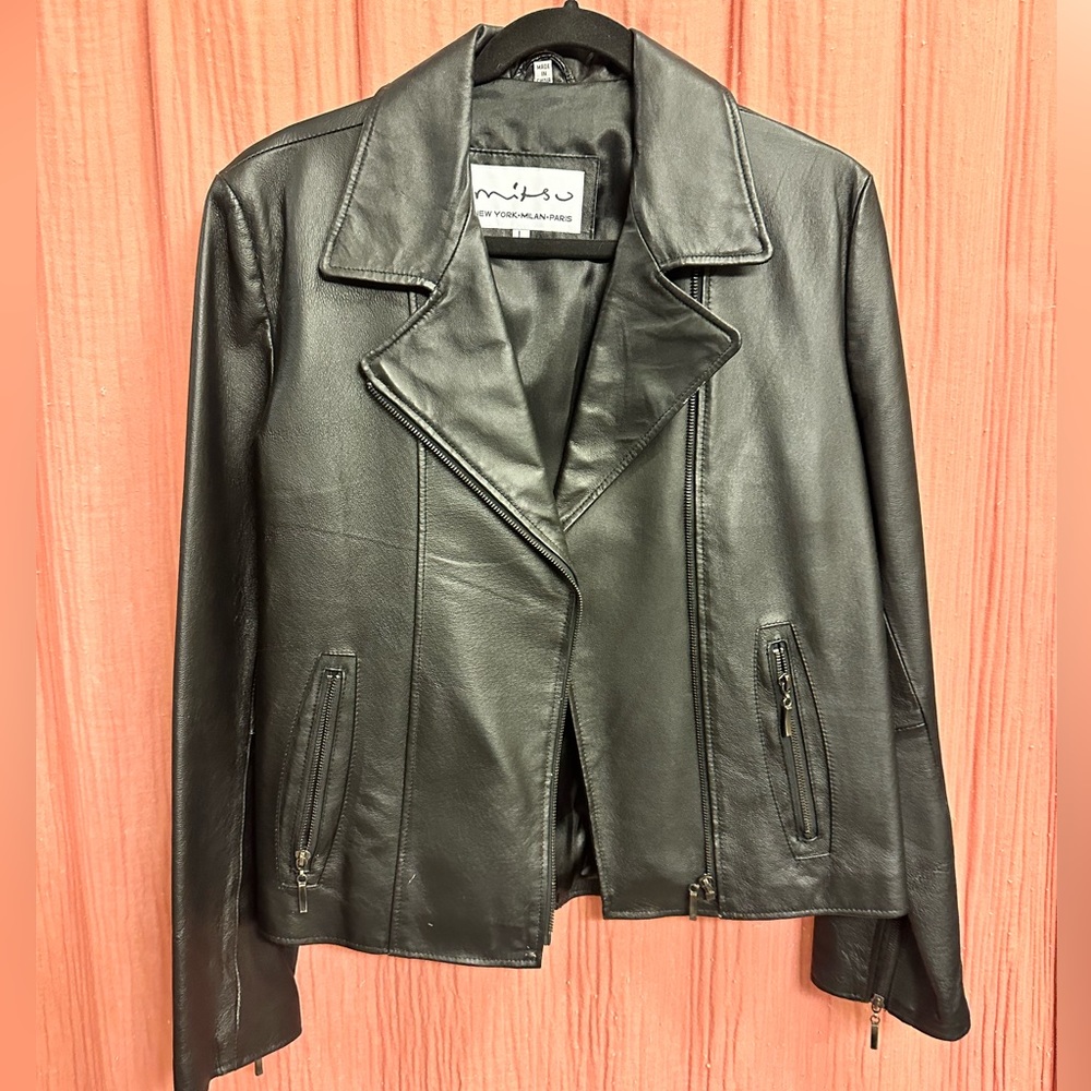 Vintage black leather jacket size large